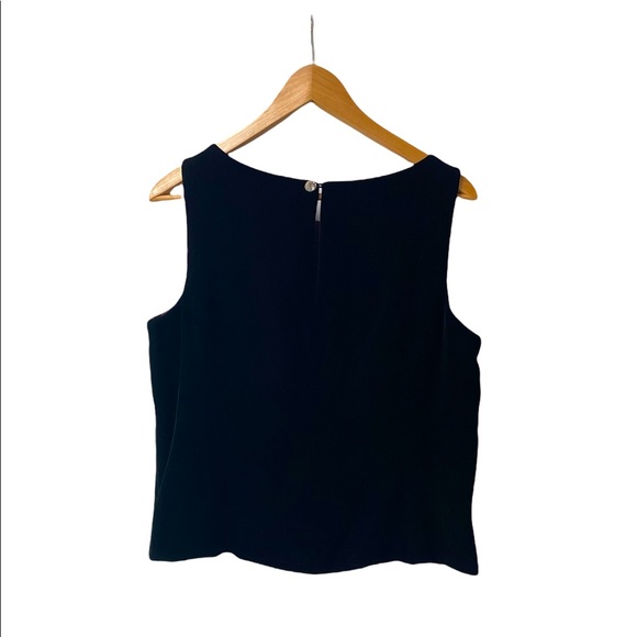 🎄Vintage Ann Taylor Velvet Top - Picture 2 of 4